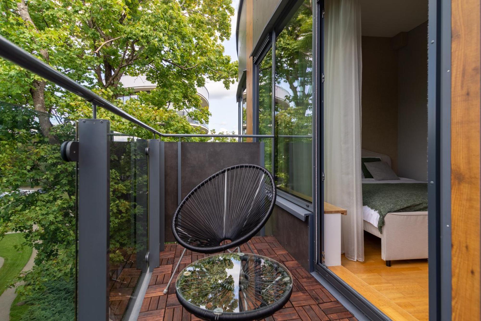 2 Bedroom Apt, 2 Garage Spots & Balconies, Self Check-In, By Cohost Druskininkai Exterior foto