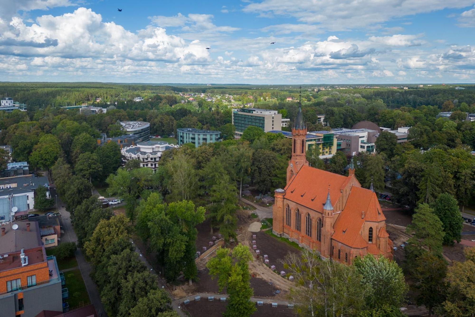 2 Bedroom Apt, 2 Garage Spots & Balconies, Self Check-In, By Cohost Druskininkai Exterior foto